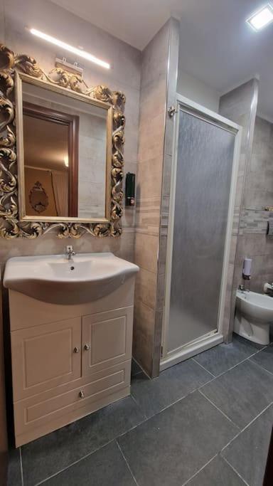 La Casa Tra I Caruggi Apartment Genova Exterior foto